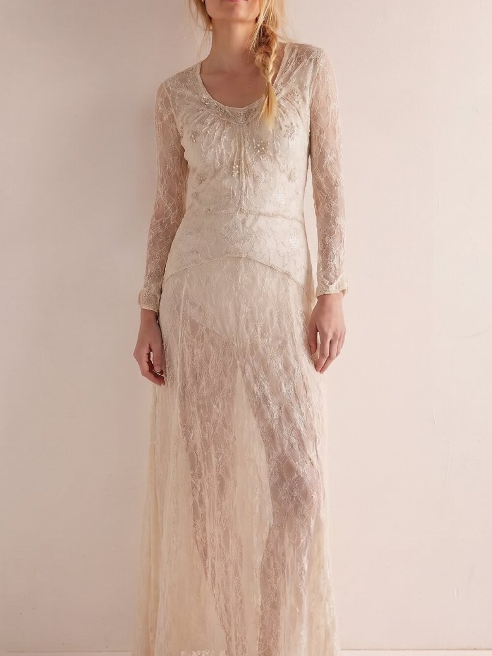 1930s fine lace evening gown/old hollywood dress